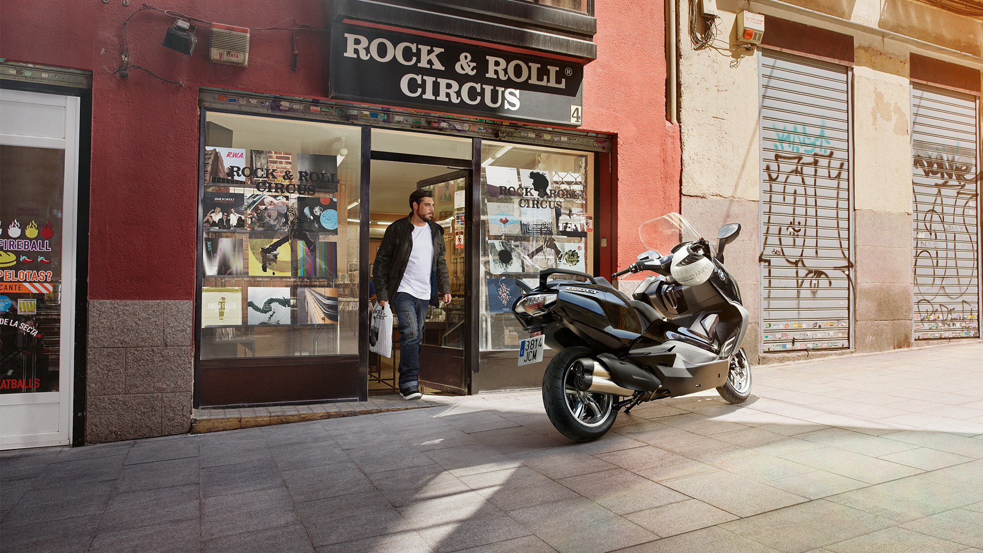 2020 BMW C 650 GT Interior Side View